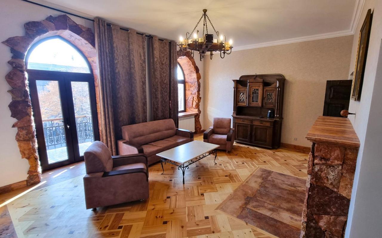 Via Gyumri Hotel Eksteriør billede